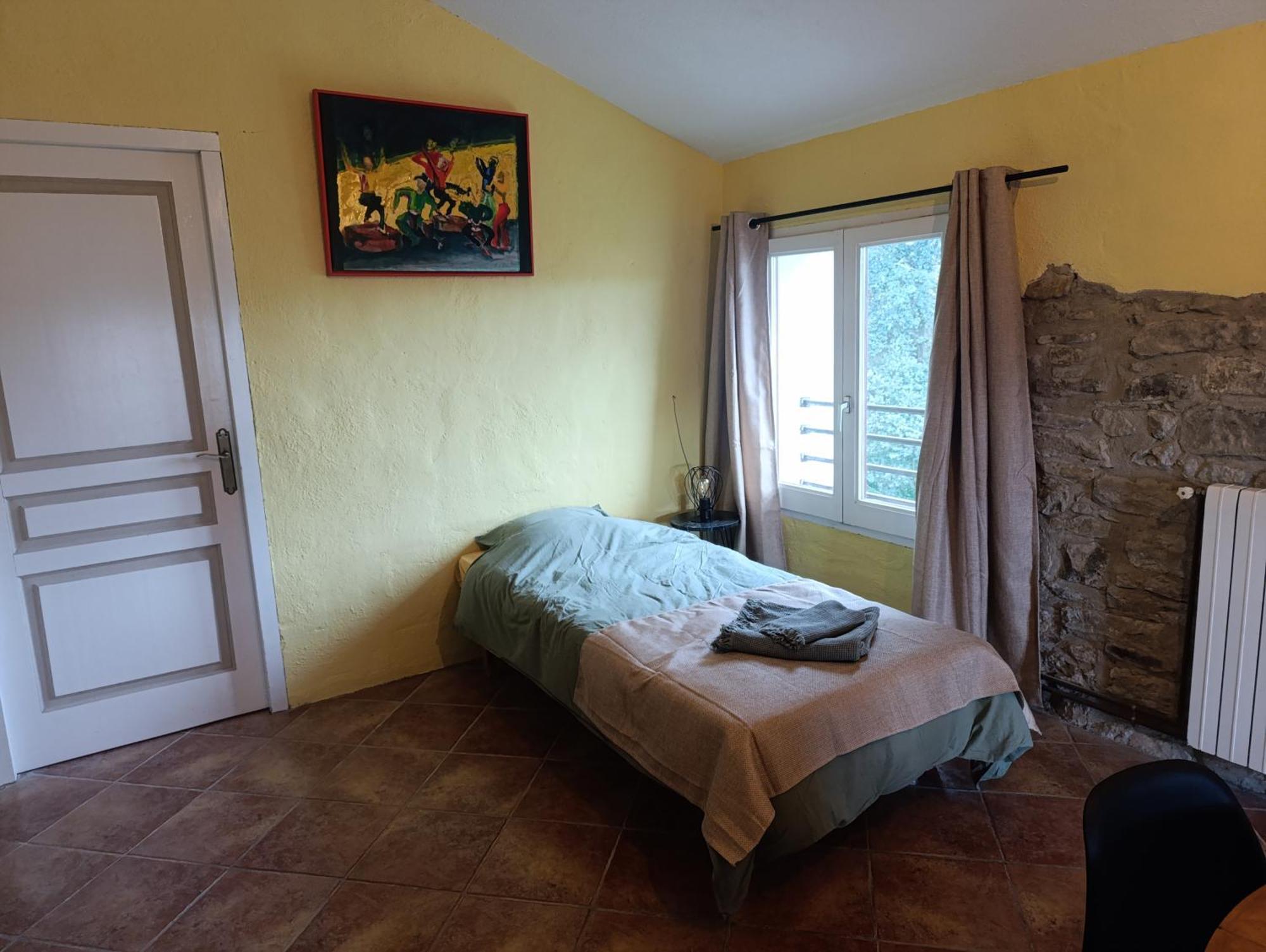Bed and Breakfast Mas Pitre Бесалу Экстерьер фото